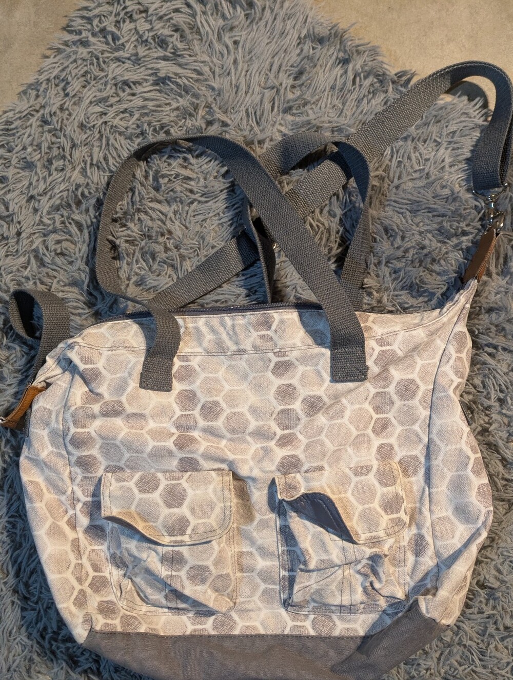 thirty-one Gray Hexagon Canvas Tote with Front Pockets